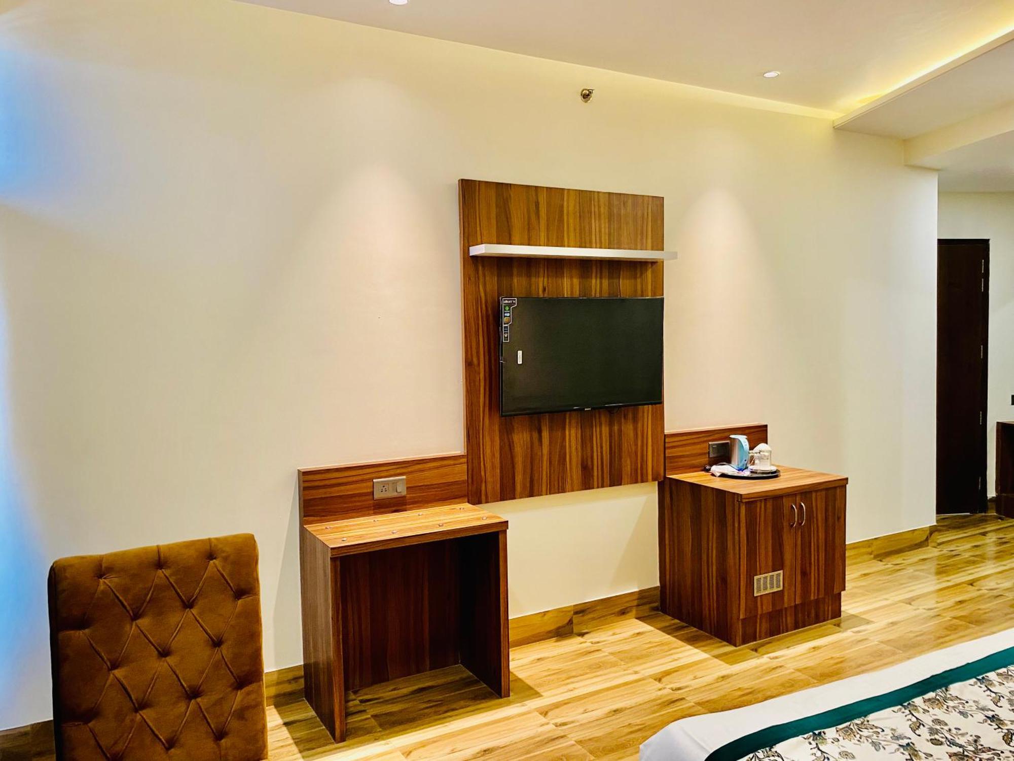 Hotel White House 350 Mtr From Golden Temple Amritsar Exteriör bild
